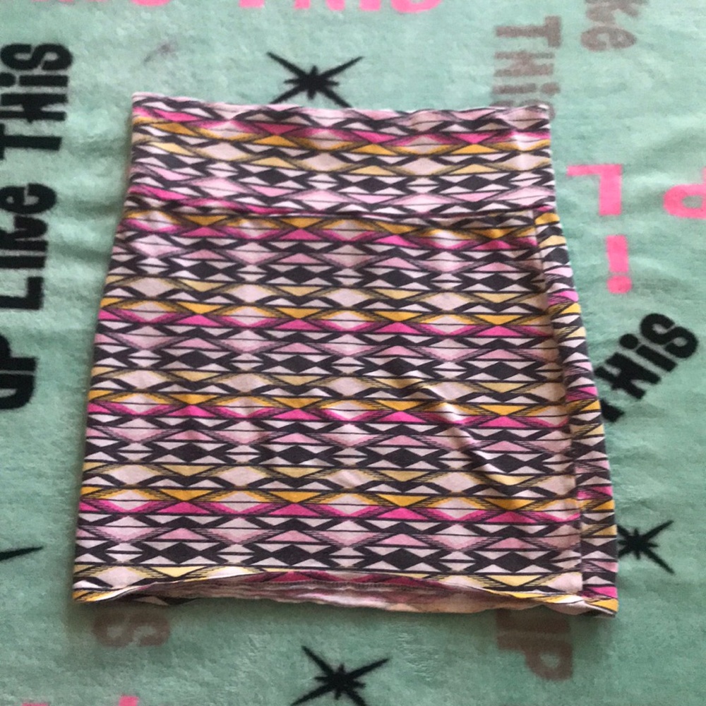 Multi-colored mini skirt